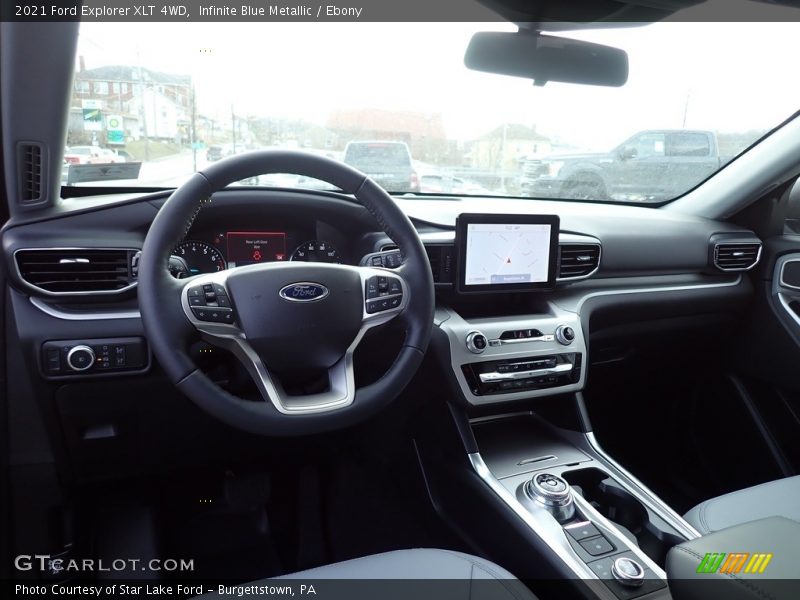 Infinite Blue Metallic / Ebony 2021 Ford Explorer XLT 4WD