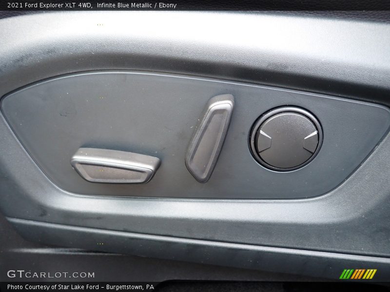 Infinite Blue Metallic / Ebony 2021 Ford Explorer XLT 4WD