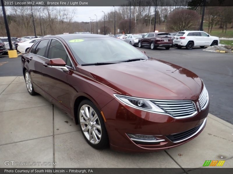 Front 3/4 View of 2015 MKZ AWD