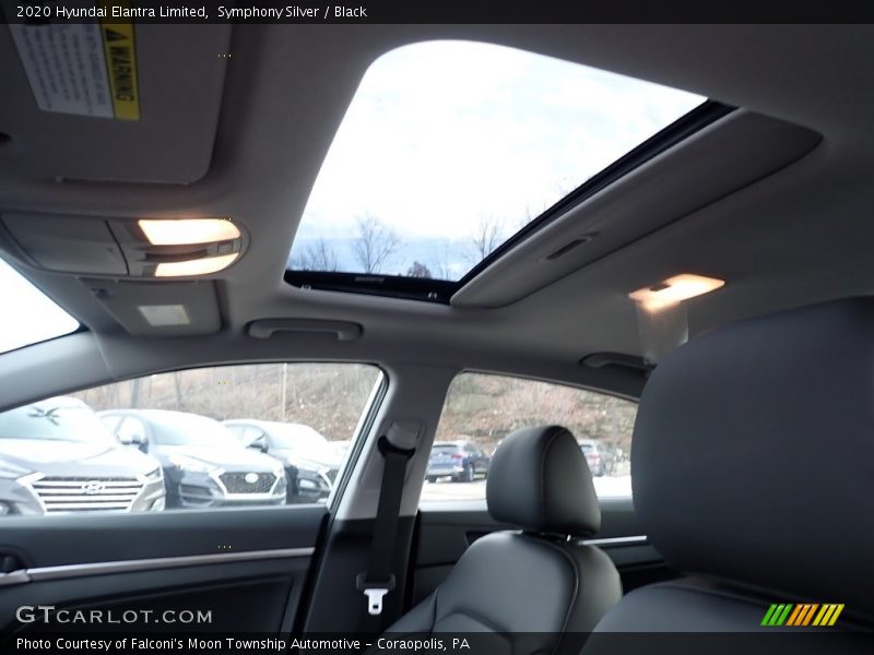 Symphony Silver / Black 2020 Hyundai Elantra Limited