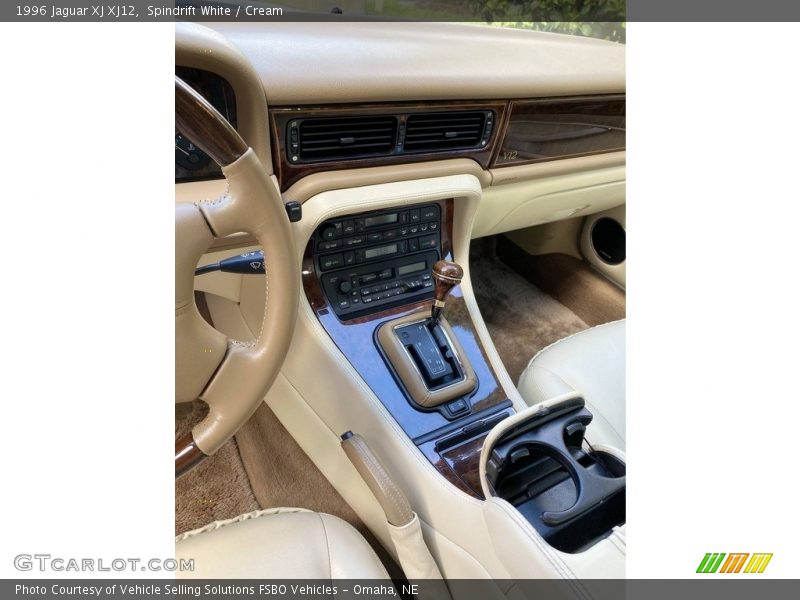 Controls of 1996 XJ XJ12