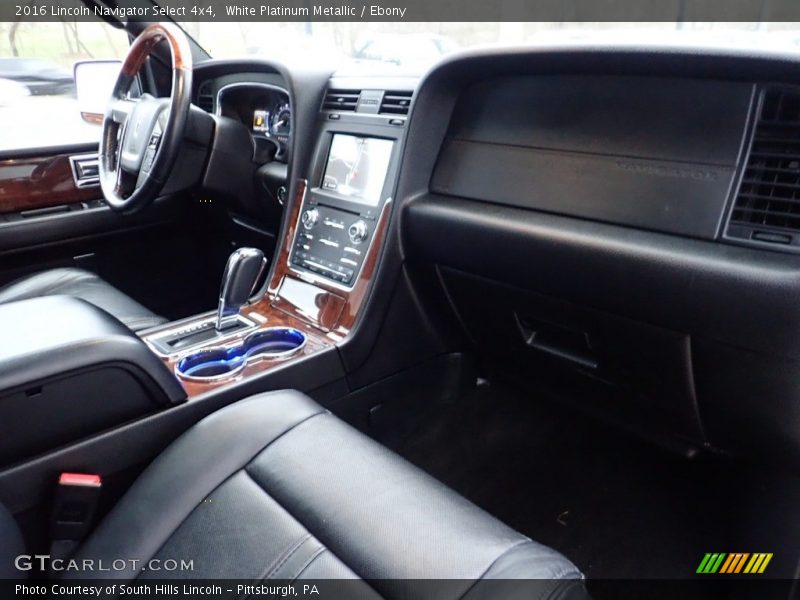 White Platinum Metallic / Ebony 2016 Lincoln Navigator Select 4x4