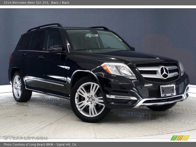 Front 3/4 View of 2014 GLK 350