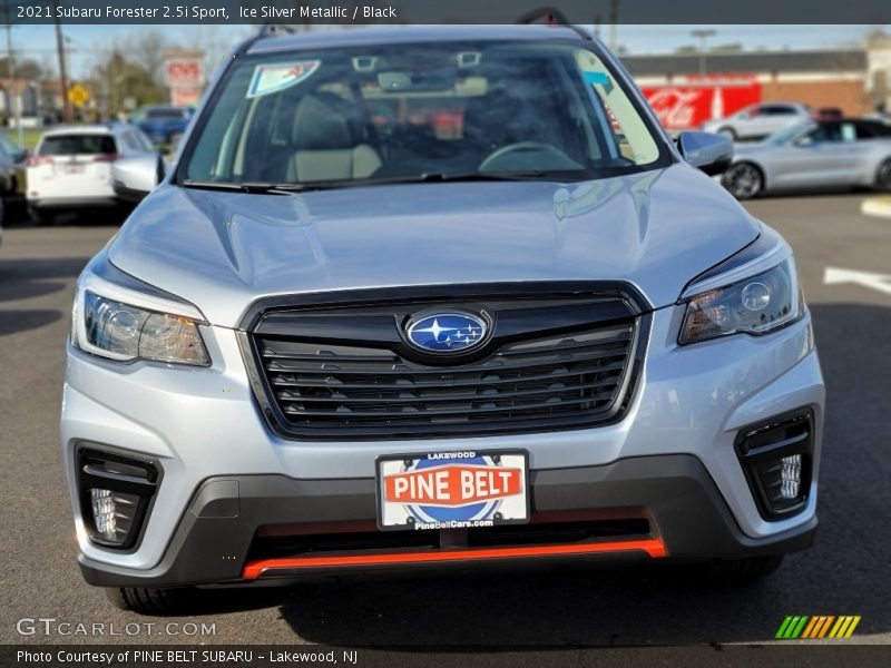 Ice Silver Metallic / Black 2021 Subaru Forester 2.5i Sport