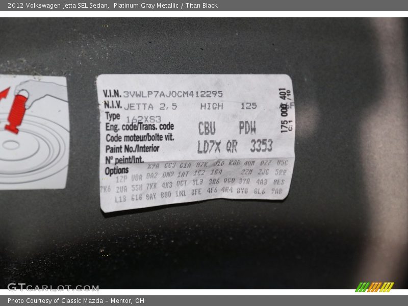 Platinum Gray Metallic / Titan Black 2012 Volkswagen Jetta SEL Sedan