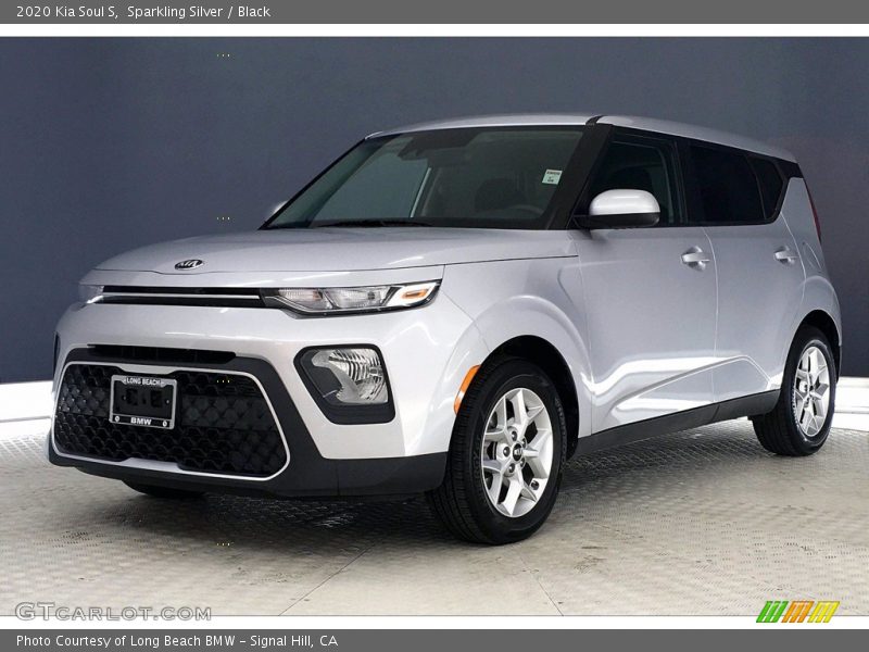 Front 3/4 View of 2020 Soul S