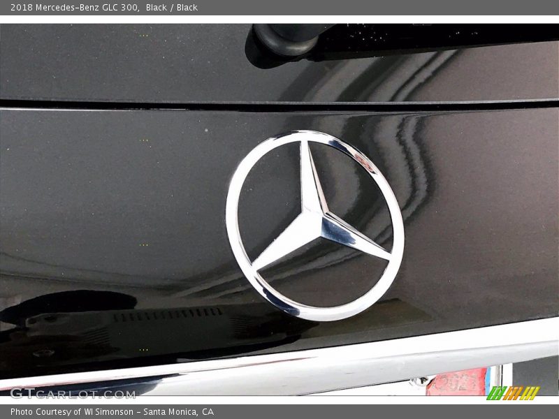 Black / Black 2018 Mercedes-Benz GLC 300