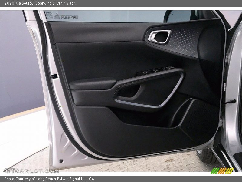 Door Panel of 2020 Soul S