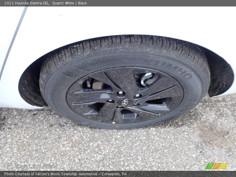 Quartz White / Black 2021 Hyundai Elantra SEL