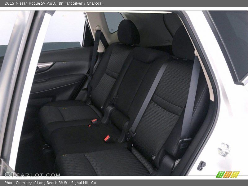 Brilliant Silver / Charcoal 2019 Nissan Rogue SV AWD