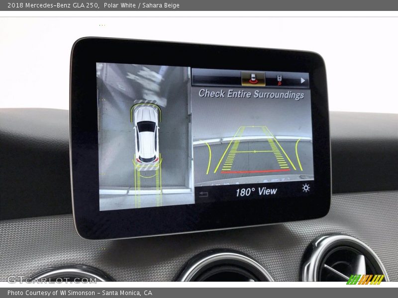 Polar White / Sahara Beige 2018 Mercedes-Benz GLA 250