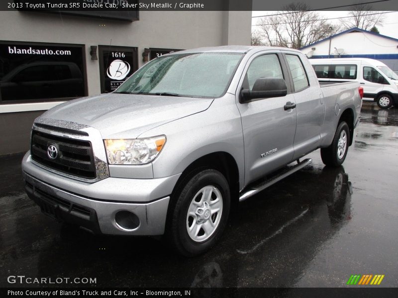 Silver Sky Metallic / Graphite 2013 Toyota Tundra SR5 Double Cab