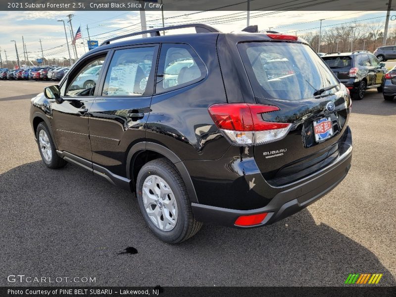 Crystal Black Silica / Gray 2021 Subaru Forester 2.5i