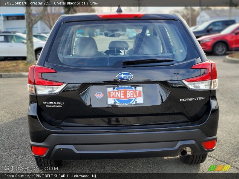 Crystal Black Silica / Gray 2021 Subaru Forester 2.5i