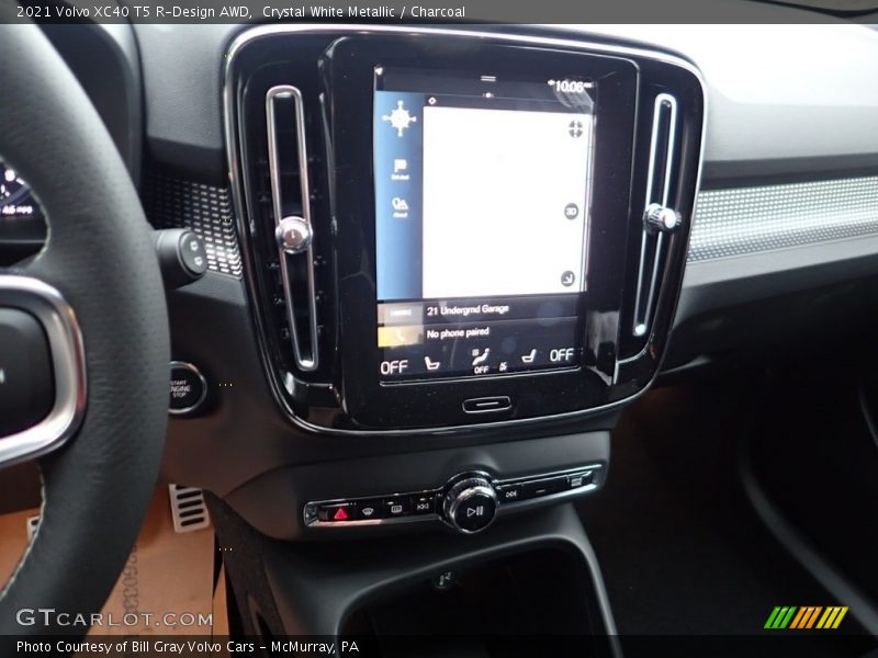 Crystal White Metallic / Charcoal 2021 Volvo XC40 T5 R-Design AWD