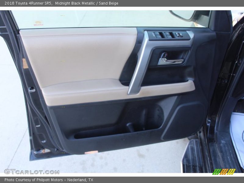 Midnight Black Metallic / Sand Beige 2018 Toyota 4Runner SR5