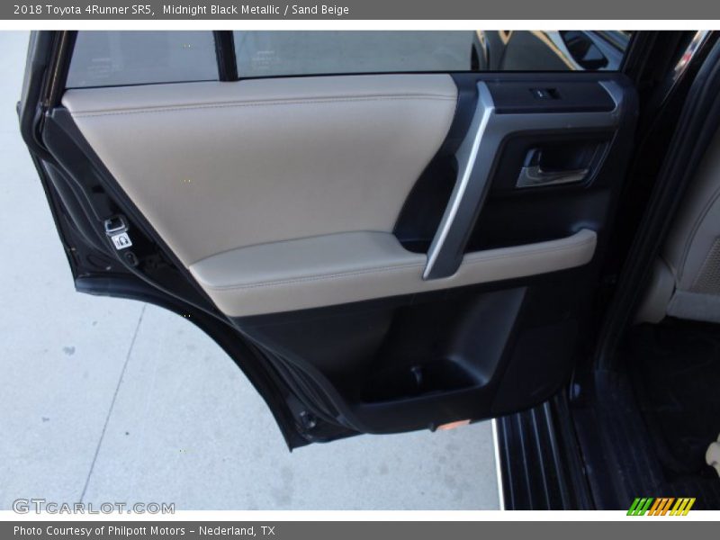 Midnight Black Metallic / Sand Beige 2018 Toyota 4Runner SR5