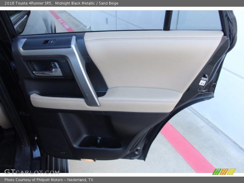 Midnight Black Metallic / Sand Beige 2018 Toyota 4Runner SR5