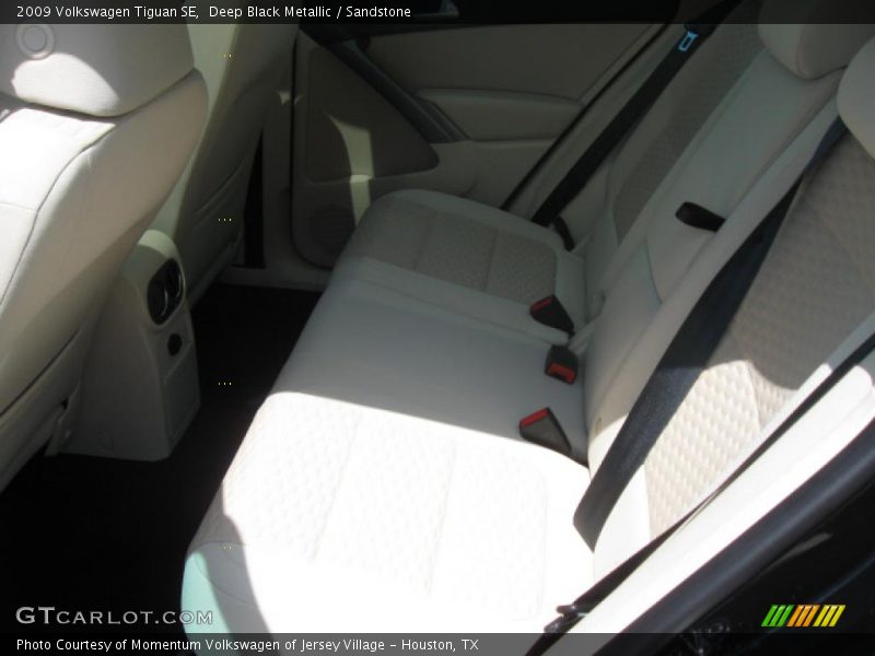 Deep Black Metallic / Sandstone 2009 Volkswagen Tiguan SE