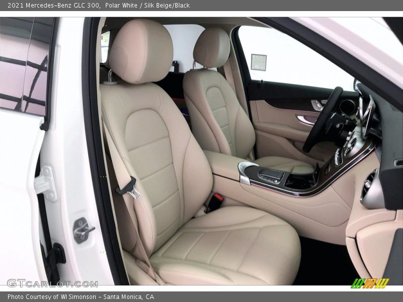  2021 GLC 300 Silk Beige/Black Interior