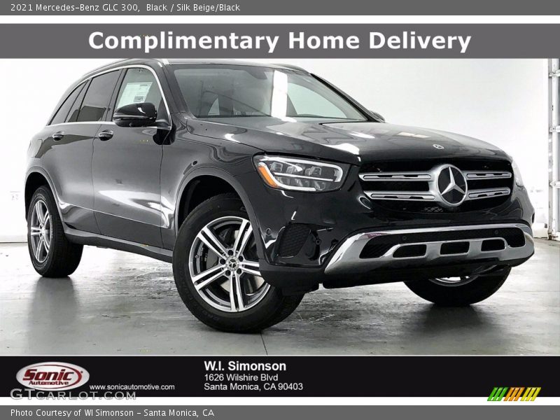 Black / Silk Beige/Black 2021 Mercedes-Benz GLC 300