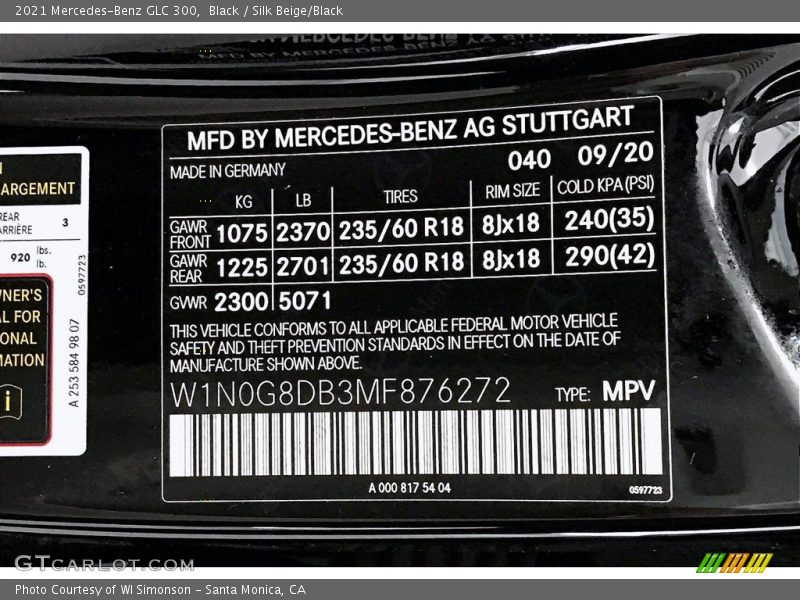 2021 GLC 300 Black Color Code 040