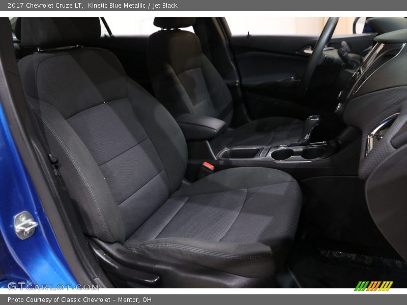 Kinetic Blue Metallic / Jet Black 2017 Chevrolet Cruze LT
