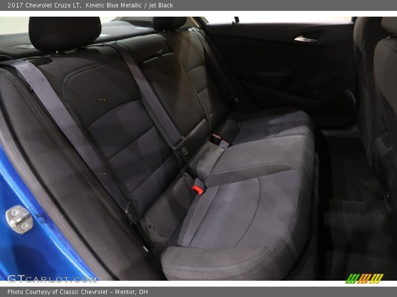 Kinetic Blue Metallic / Jet Black 2017 Chevrolet Cruze LT