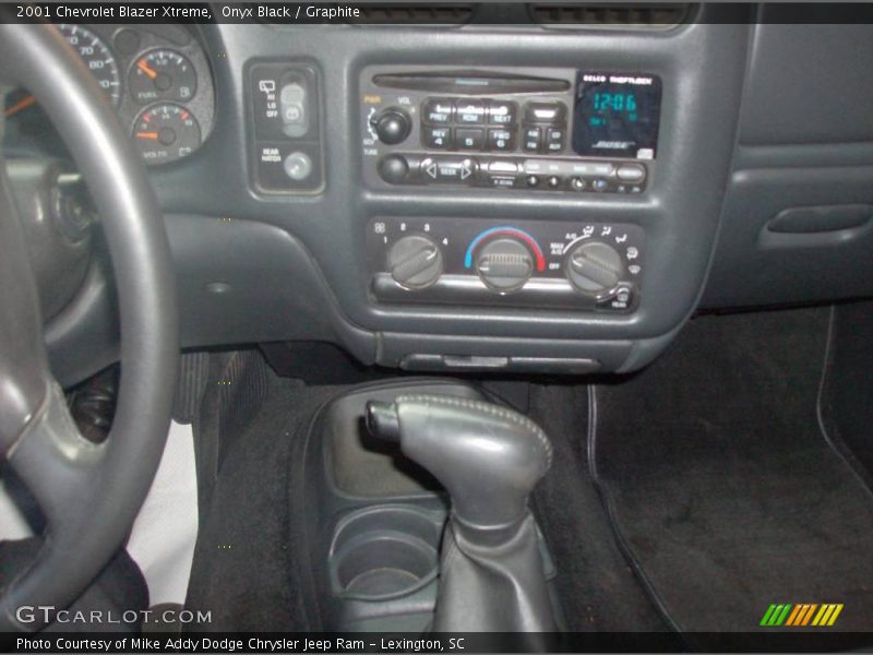 Onyx Black / Graphite 2001 Chevrolet Blazer Xtreme
