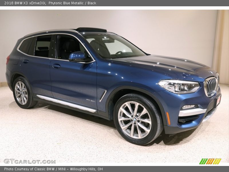 Phytonic Blue Metallic / Black 2018 BMW X3 xDrive30i