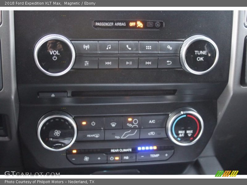 Magnetic / Ebony 2018 Ford Expedition XLT Max