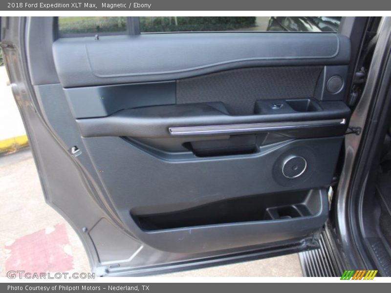 Magnetic / Ebony 2018 Ford Expedition XLT Max