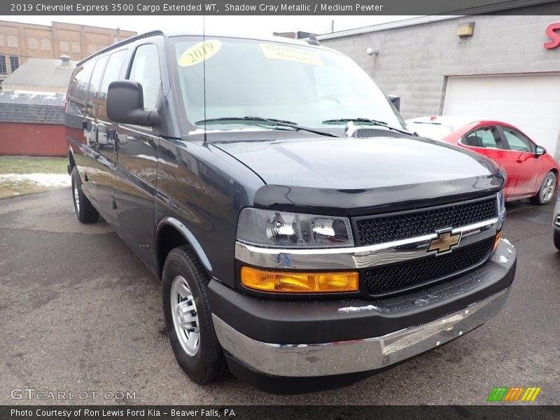 Shadow Gray Metallic / Medium Pewter 2019 Chevrolet Express 3500 Cargo Extended WT
