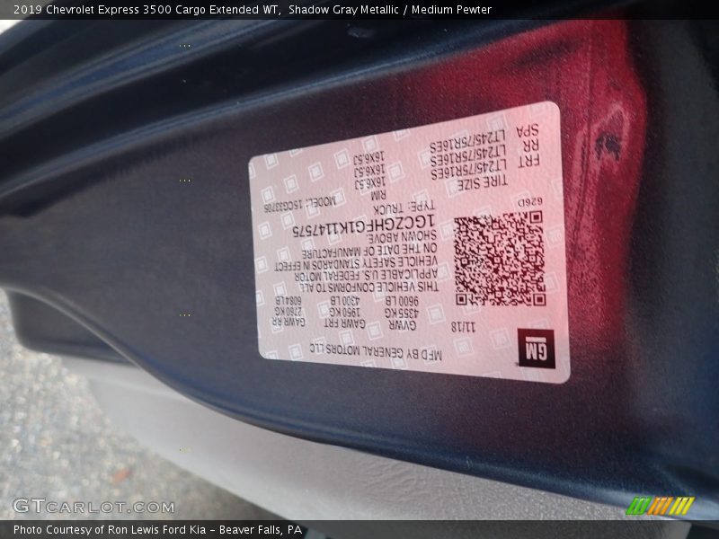 Shadow Gray Metallic / Medium Pewter 2019 Chevrolet Express 3500 Cargo Extended WT