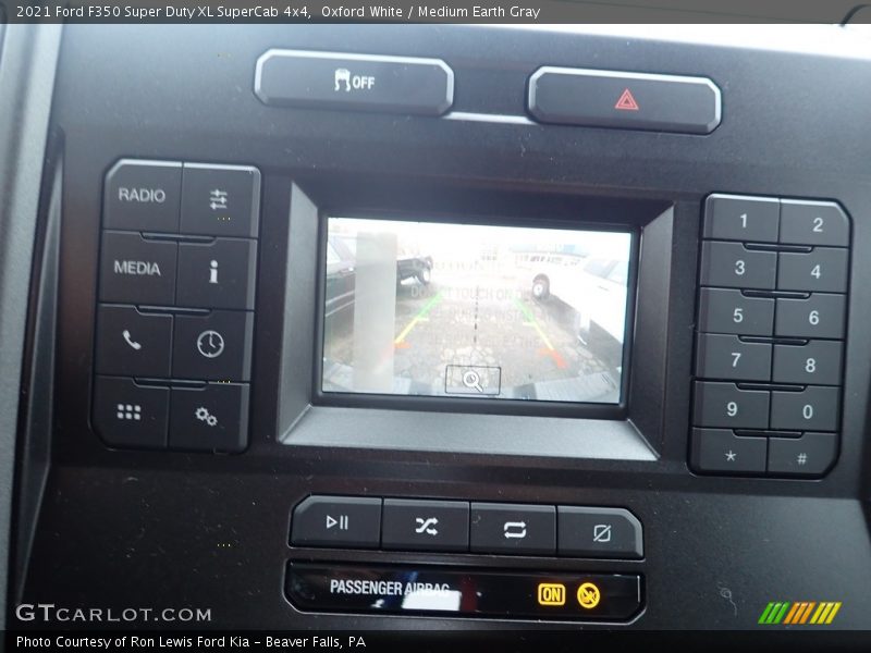 Oxford White / Medium Earth Gray 2021 Ford F350 Super Duty XL SuperCab 4x4