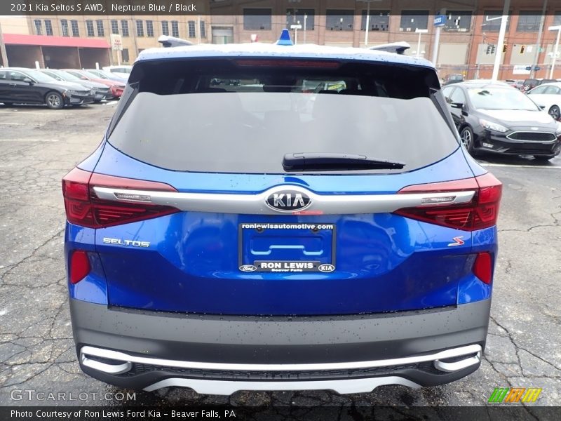 Neptune Blue / Black 2021 Kia Seltos S AWD
