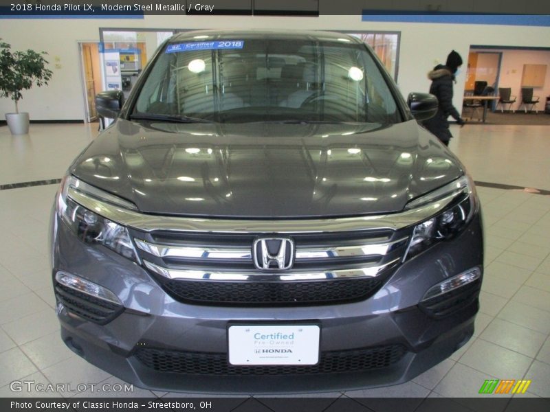 Modern Steel Metallic / Gray 2018 Honda Pilot LX
