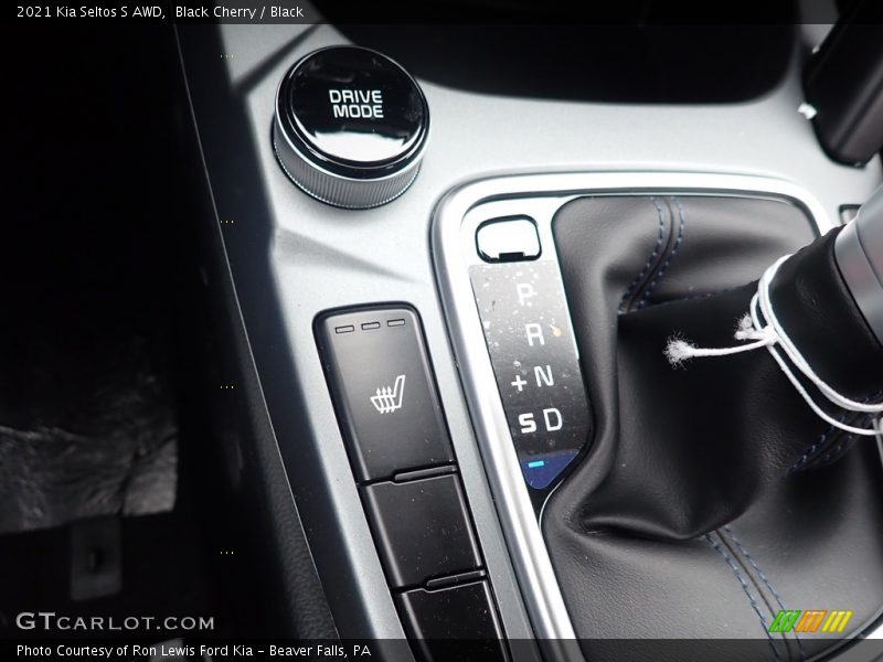 Black Cherry / Black 2021 Kia Seltos S AWD