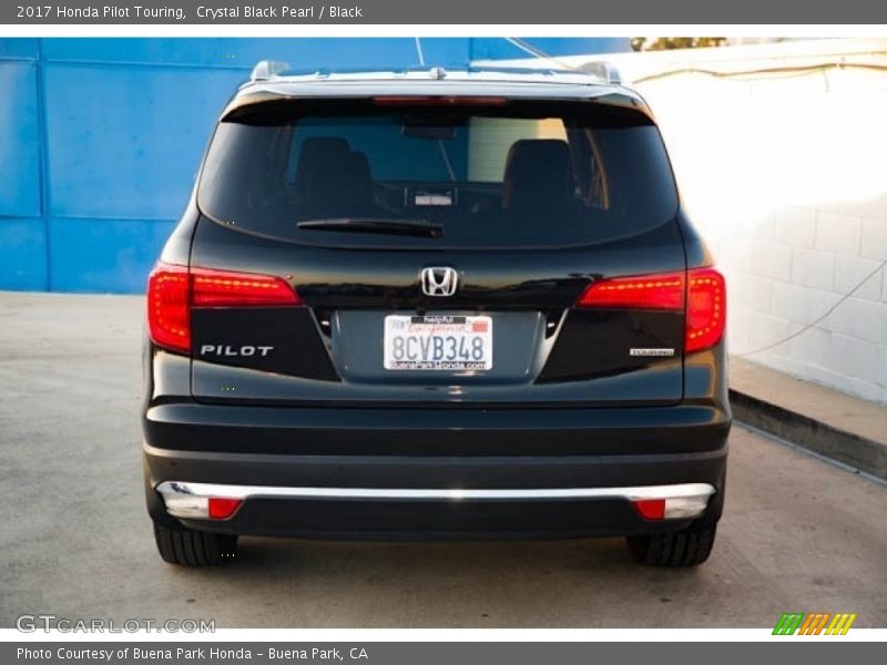 Crystal Black Pearl / Black 2017 Honda Pilot Touring