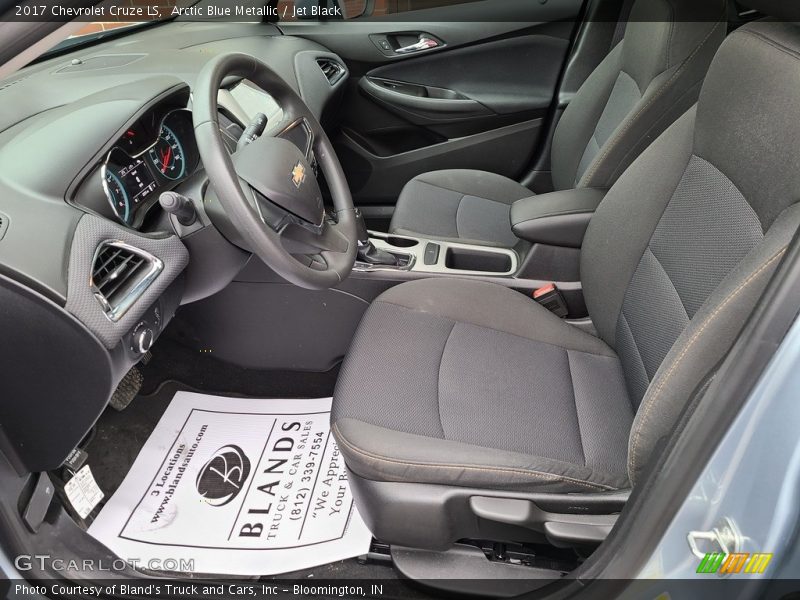 Arctic Blue Metallic / Jet Black 2017 Chevrolet Cruze LS