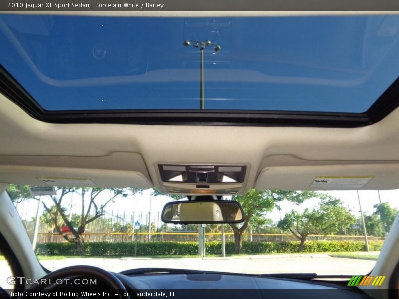 Porcelain White / Barley 2010 Jaguar XF Sport Sedan