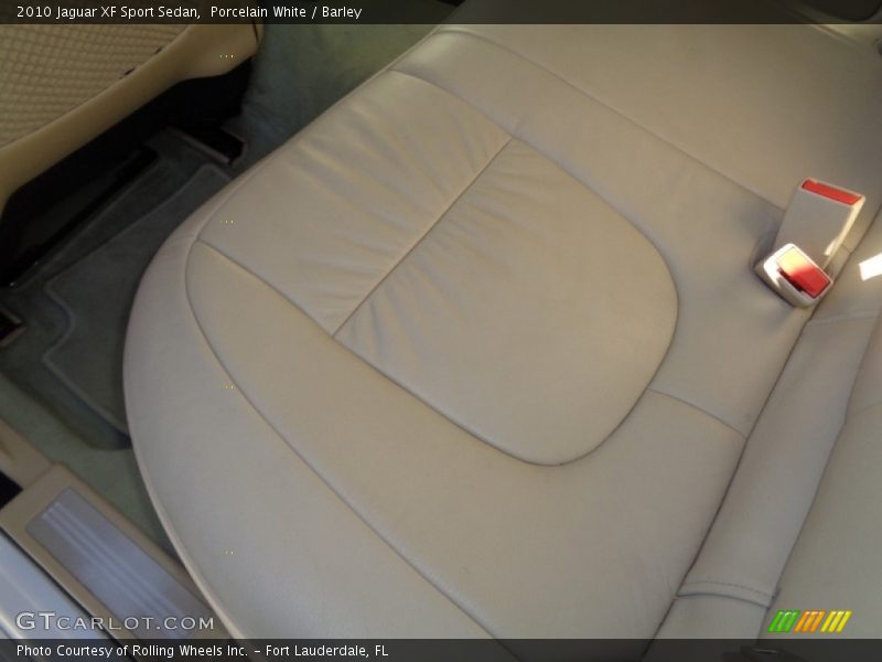 Porcelain White / Barley 2010 Jaguar XF Sport Sedan