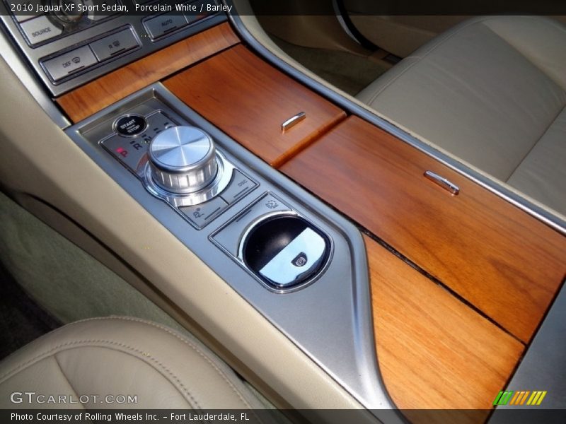 Porcelain White / Barley 2010 Jaguar XF Sport Sedan