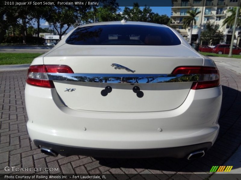 Porcelain White / Barley 2010 Jaguar XF Sport Sedan