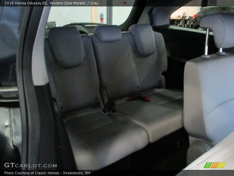 Modern Steel Metallic / Gray 2018 Honda Odyssey EX
