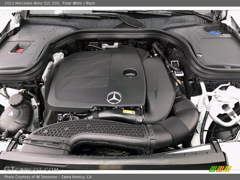 Polar White / Black 2021 Mercedes-Benz GLC 300