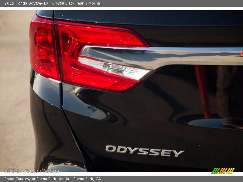 Crystal Black Pearl / Mocha 2019 Honda Odyssey EX