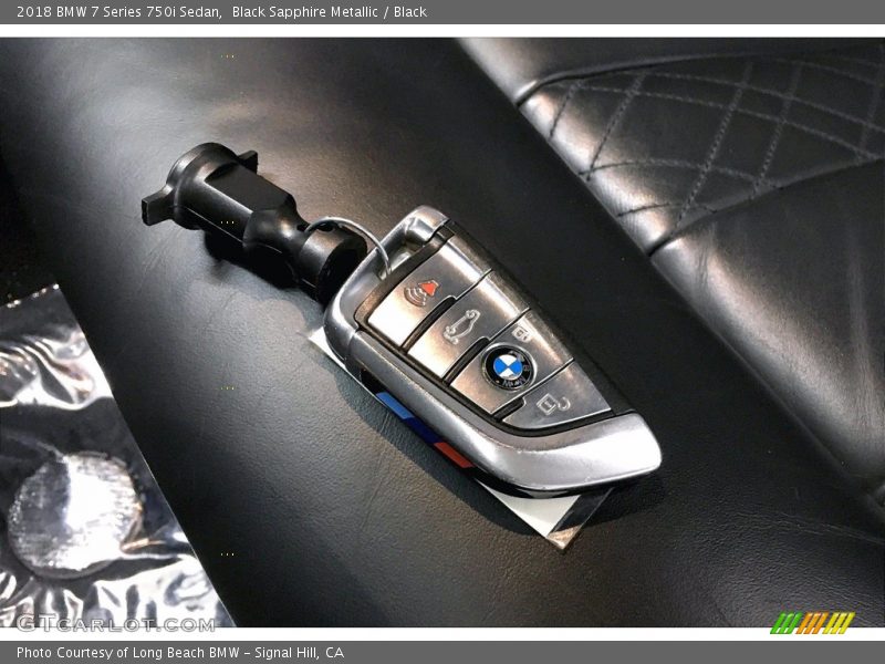 Black Sapphire Metallic / Black 2018 BMW 7 Series 750i Sedan