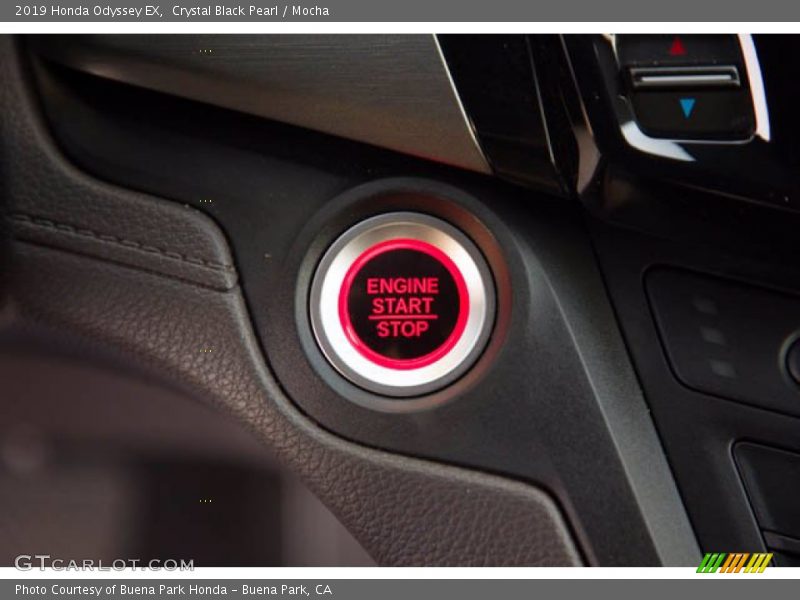 Crystal Black Pearl / Mocha 2019 Honda Odyssey EX