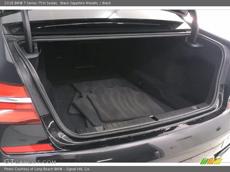 Black Sapphire Metallic / Black 2018 BMW 7 Series 750i Sedan